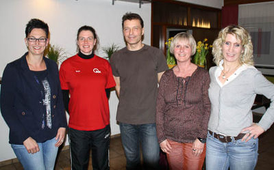 Miriam Hermes, Tanja Sell, Manfred Kreutz, Ingrid Kerl-Karos, Antonie Breer. 