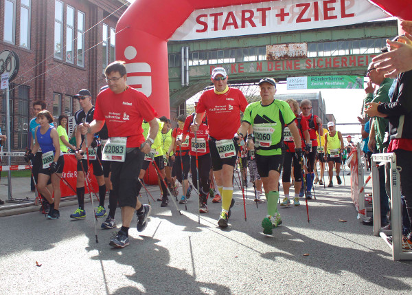 Start zum Mammutwalk 2014. Foto: Danny Schott